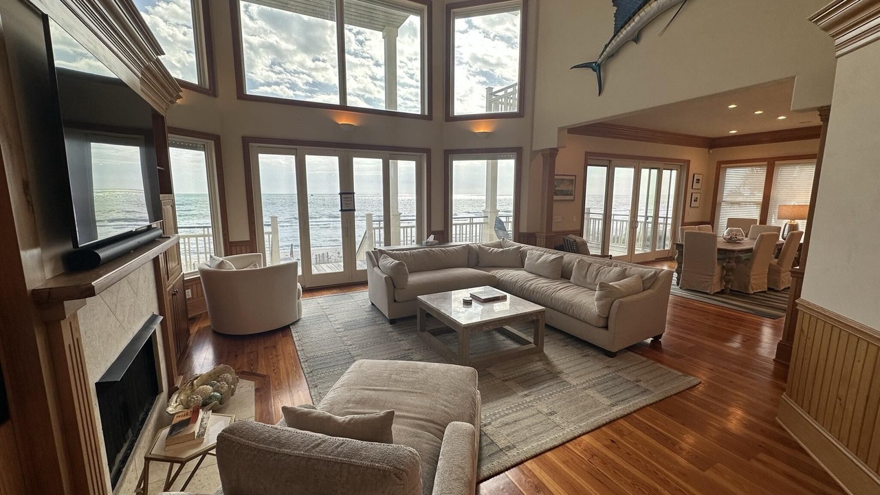 Photo of Livingroom in Treasure Beach Village