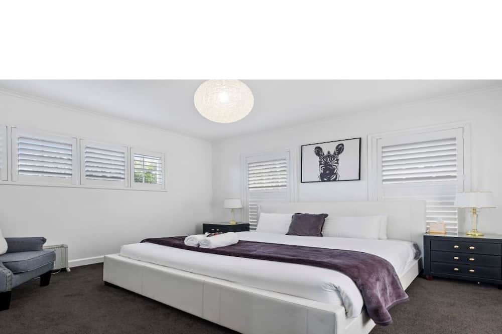 Photo of Bedroom in Sandy Bay