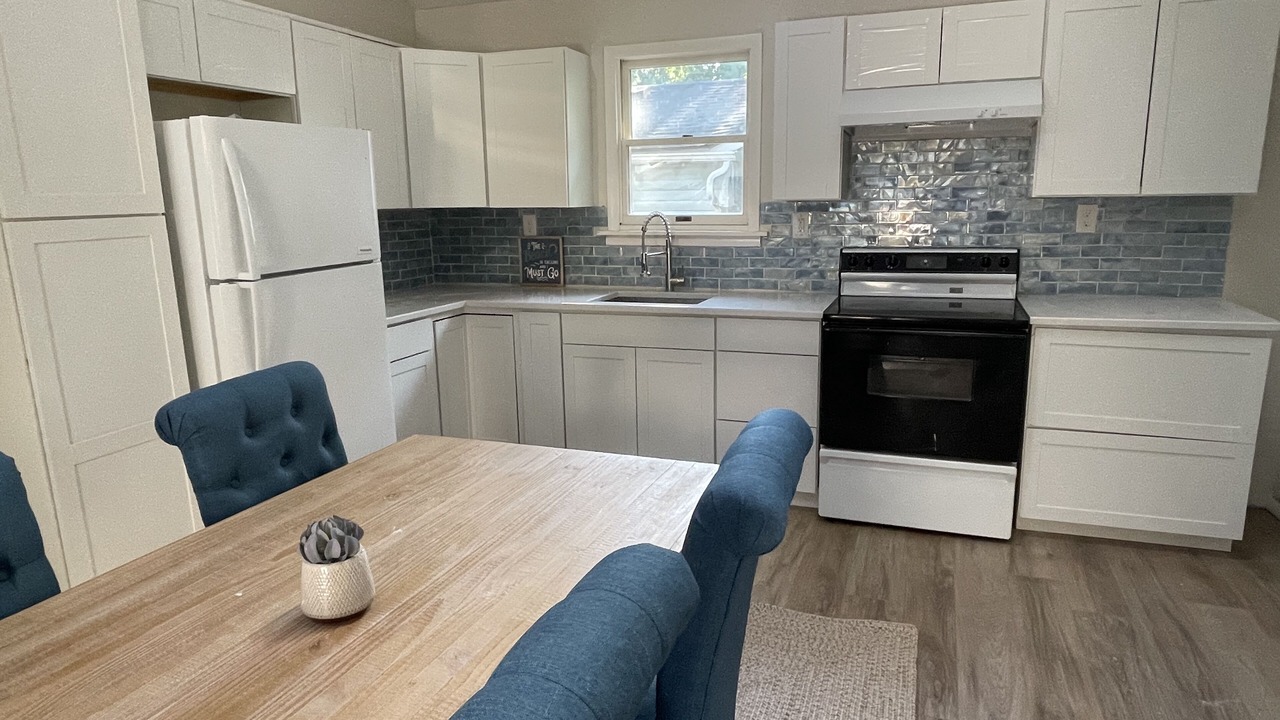 Photo of Kitchen in Town of Richmond
