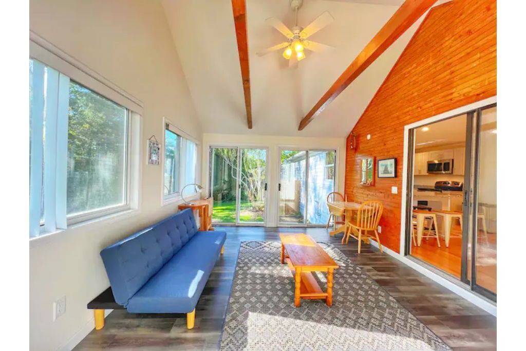 Photo of Livingroom in Centerville