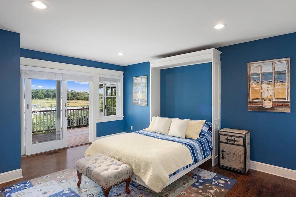 Photo of Bedroom in Westhampton