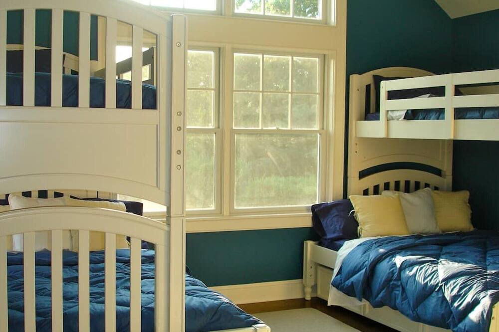 Photo of Bedroom in Westhampton