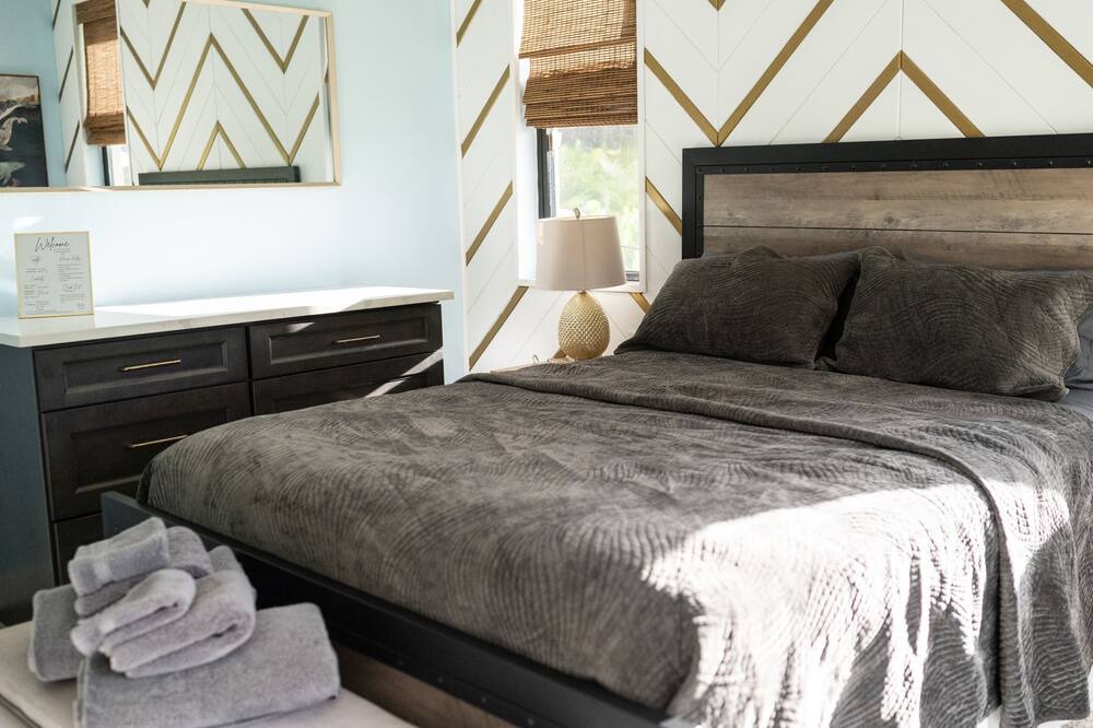 Photo of Bedroom in Southwest Ranches