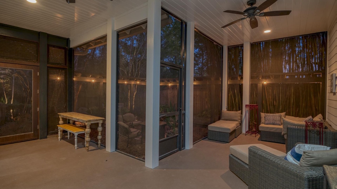Photo of Patio Balcony in Sugarwood Beach