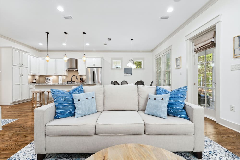 Photo of Livingroom in WaterSound West Beach