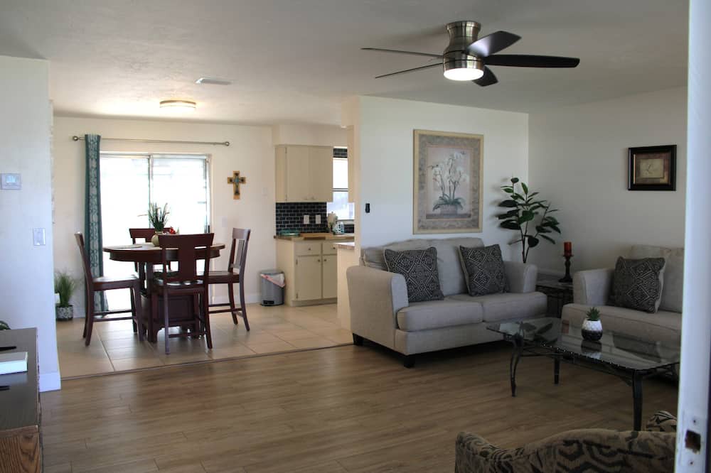 Photo of Bedroom in Pine Ridge