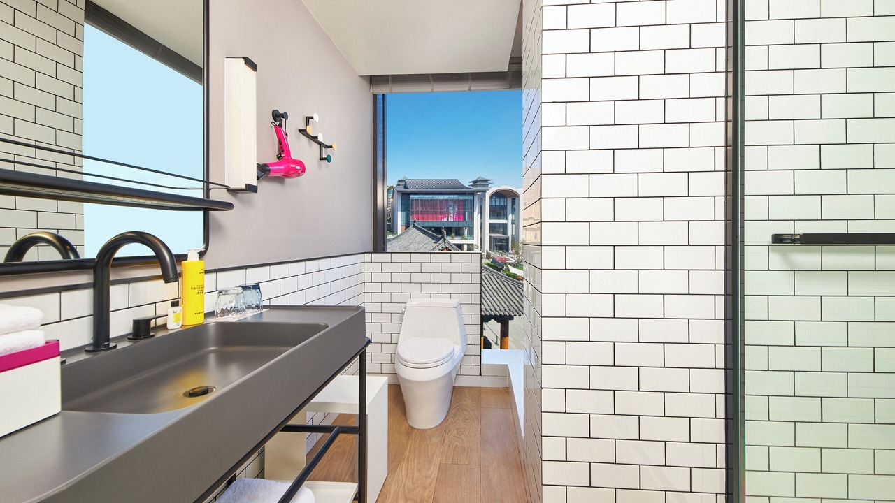 Photo of Bathroom in Zhonglou Shangquan