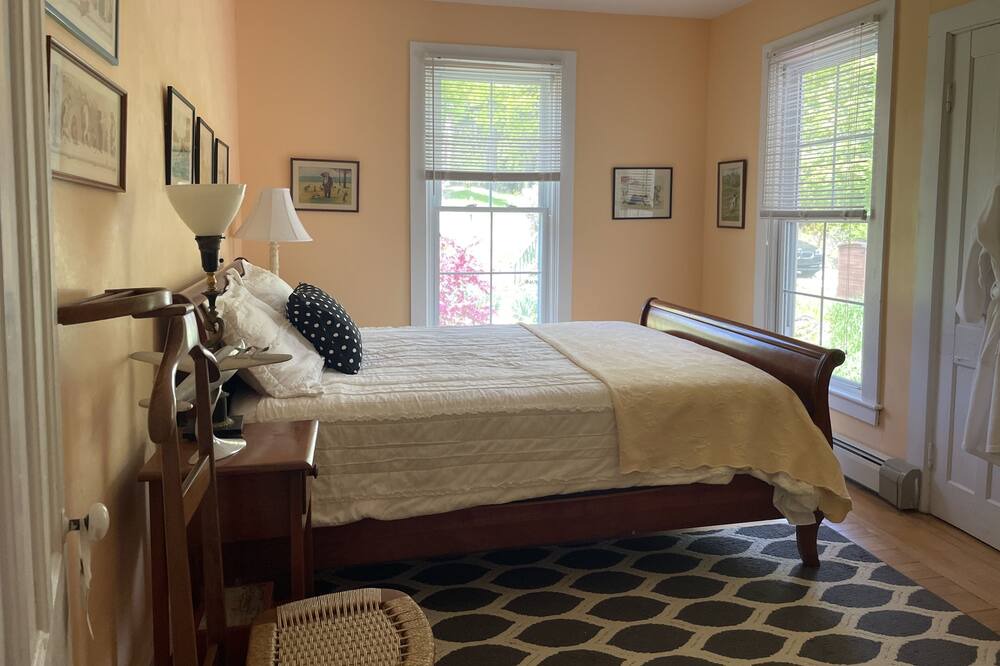 Photo of Bedroom in Port Henry