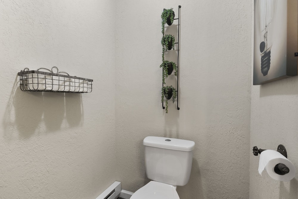 Photo of Bathroom in Lodi