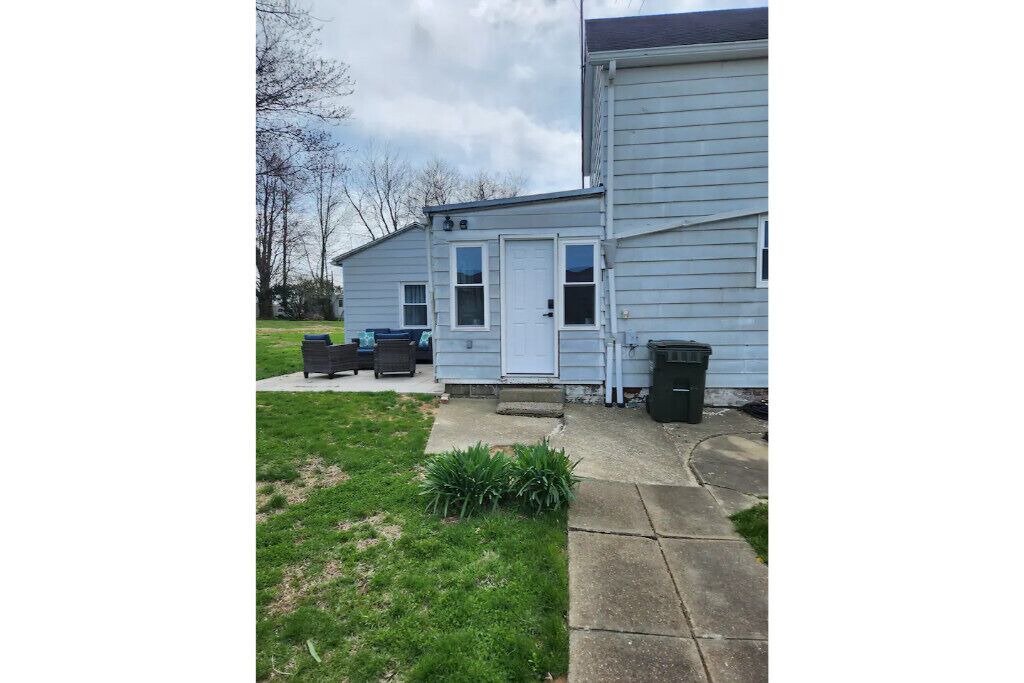 Photo of Outdoor in Mariah Hill