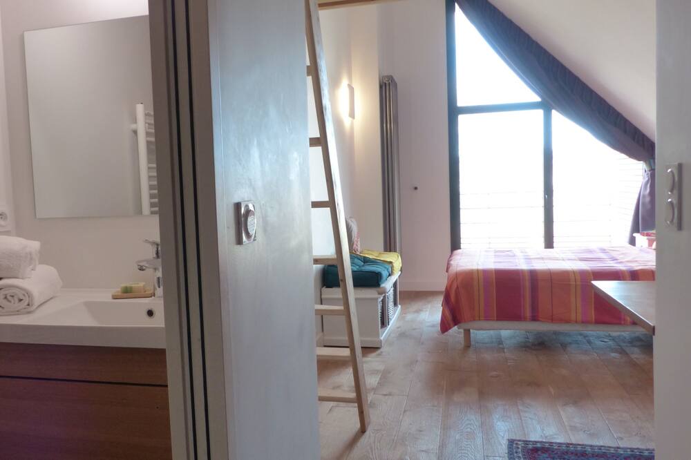 Photo of Bedroom in Port de St Goustan