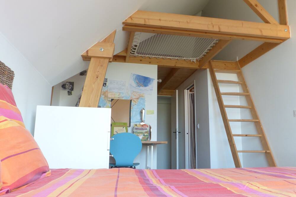 Photo of Bedroom in Port de St Goustan