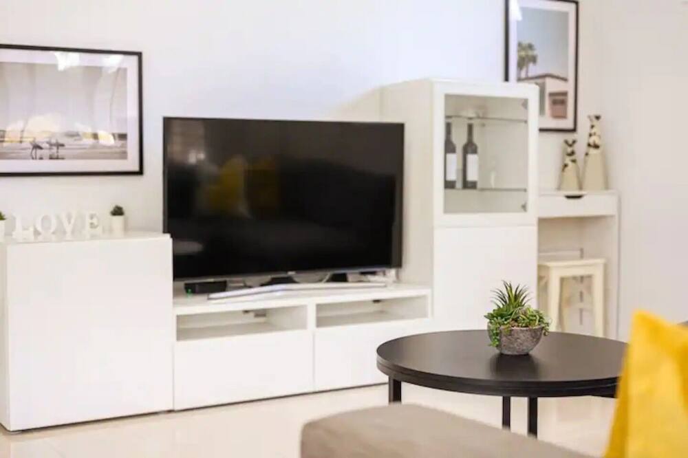 Photo of Livingroom in Colebee