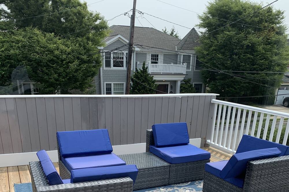 Photo of Patio Balcony in Lido Beach