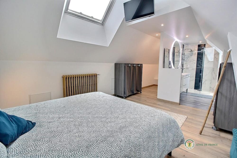 Photo of Bedroom in Matignon