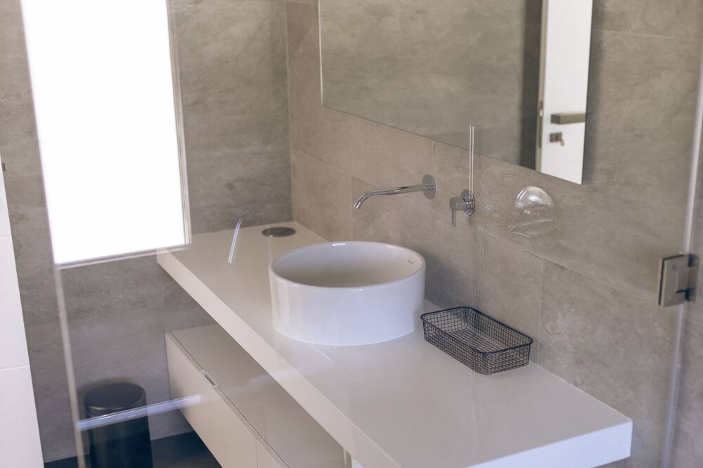 Photo of Bathroom in Alfarim