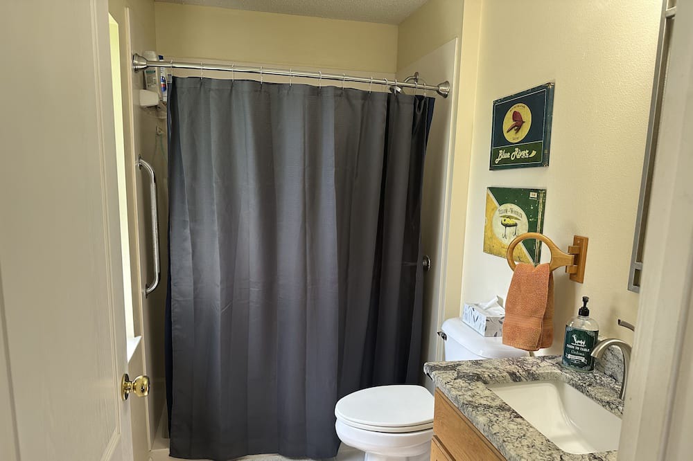Photo of Bathroom in Floral City