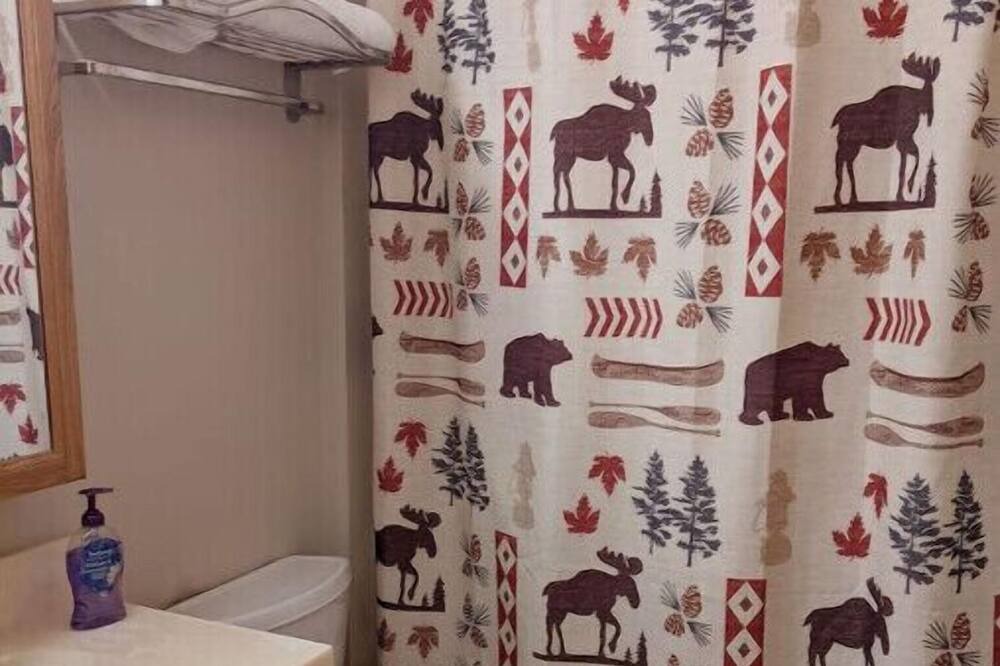 Photo of Bathroom in Falls of Rough