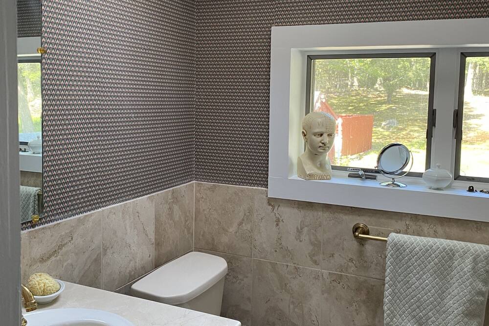 Photo of Bathroom in Woodstock