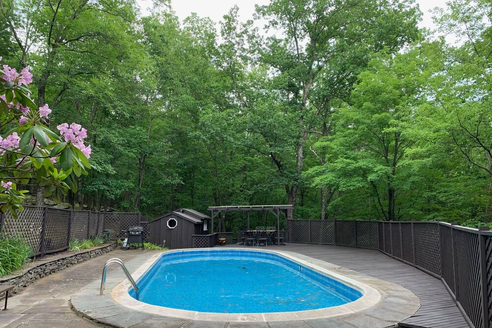 Photo of Outdoor in Woodstock