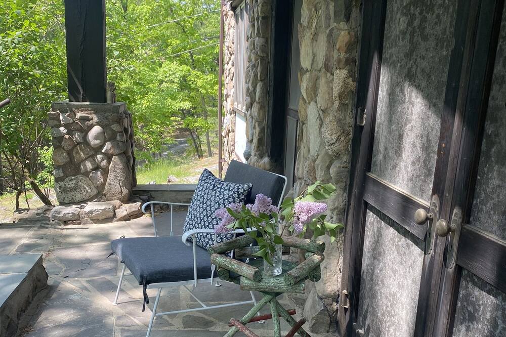 Photo of Outdoor in Woodstock