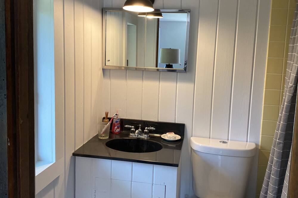 Photo of Bathroom in Woodstock