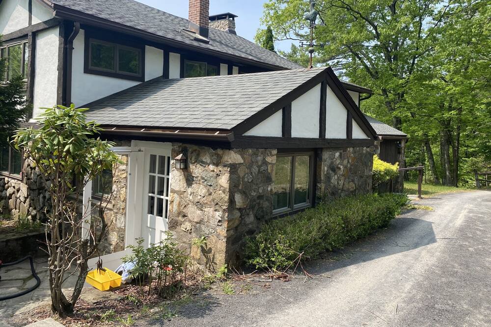 Photo of Outdoor in Woodstock