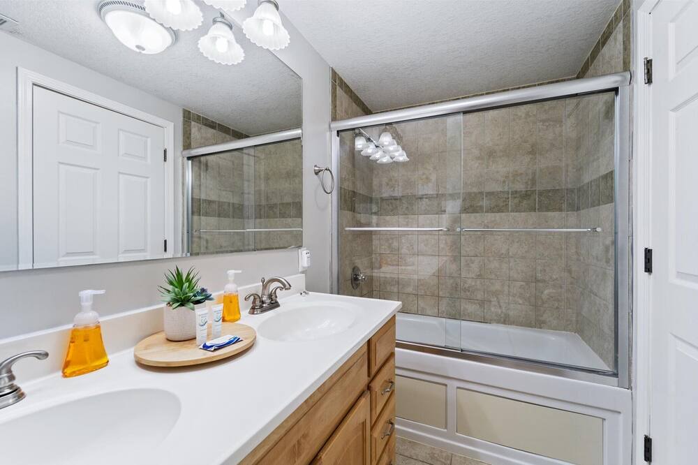 Photo of Bathroom in Saint Marys  Allen County