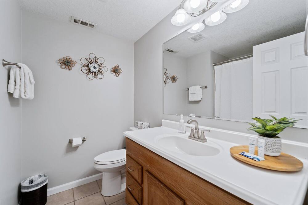 Photo of Bathroom in Saint Marys  Allen County