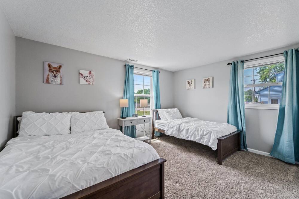 Photo of Bedroom in Saint Marys  Allen County