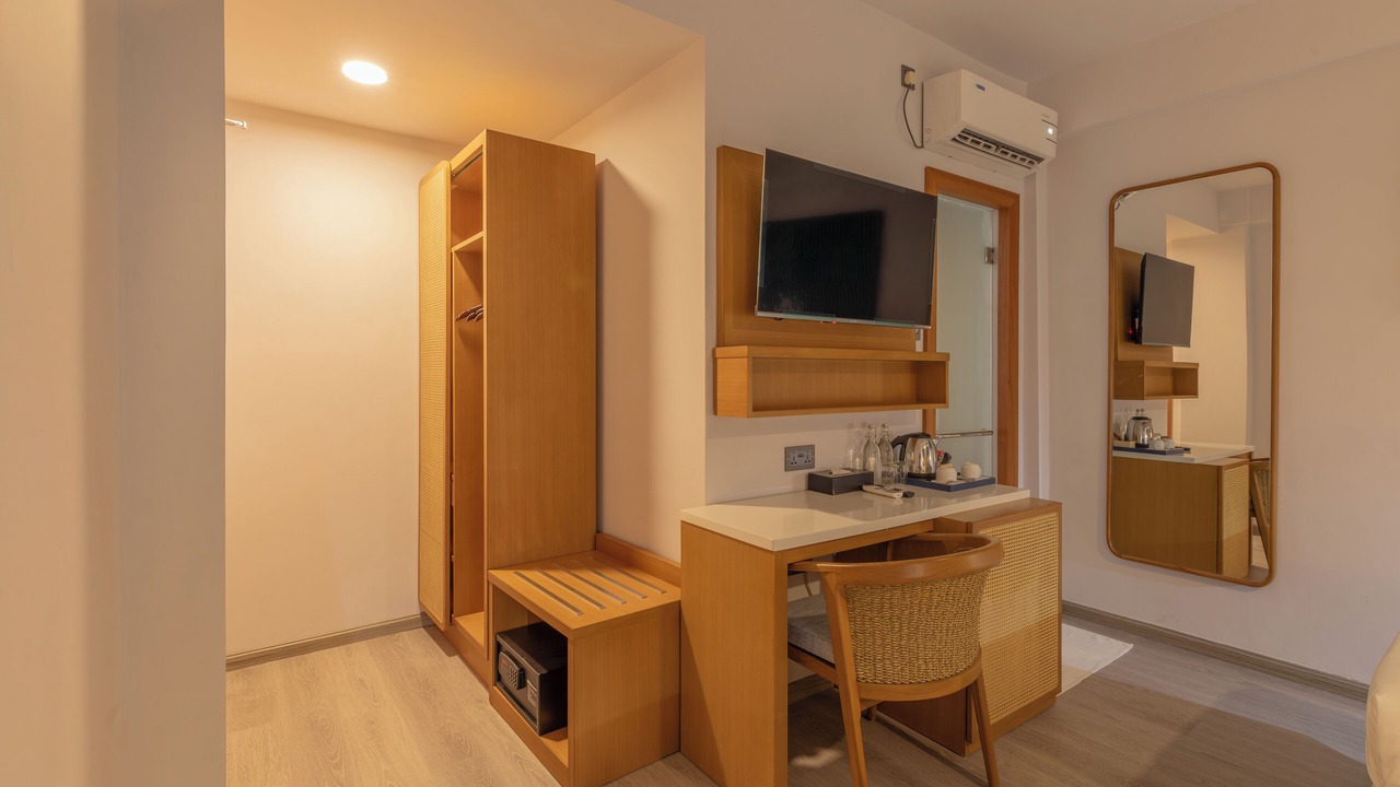 Photo of Bedroom in Male