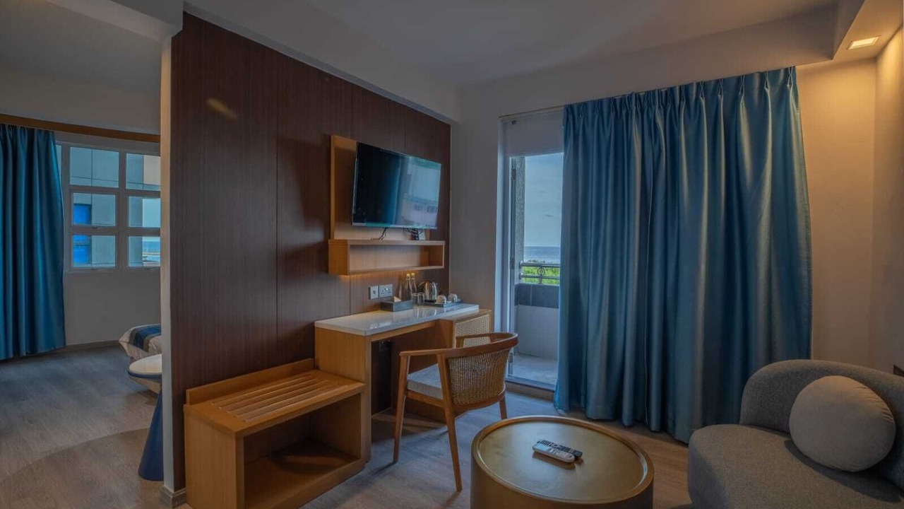 Photo of Bedroom in Male