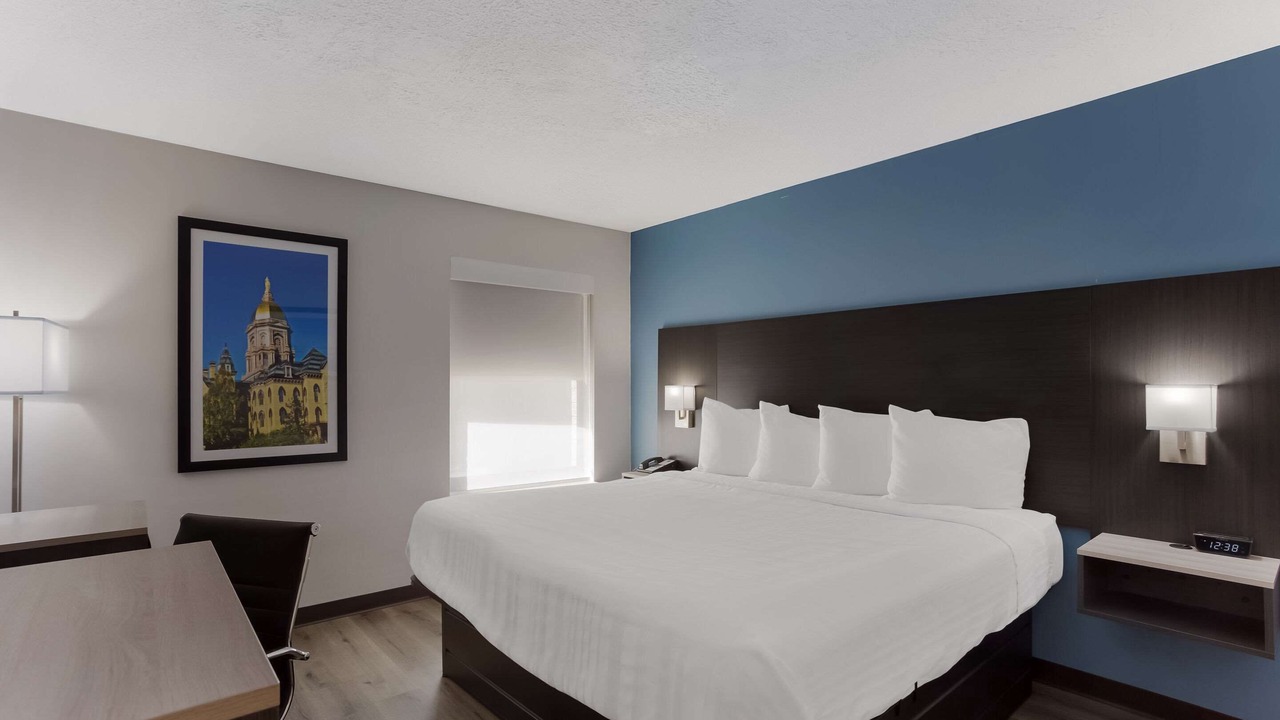 Photo of Bedroom in Roseland