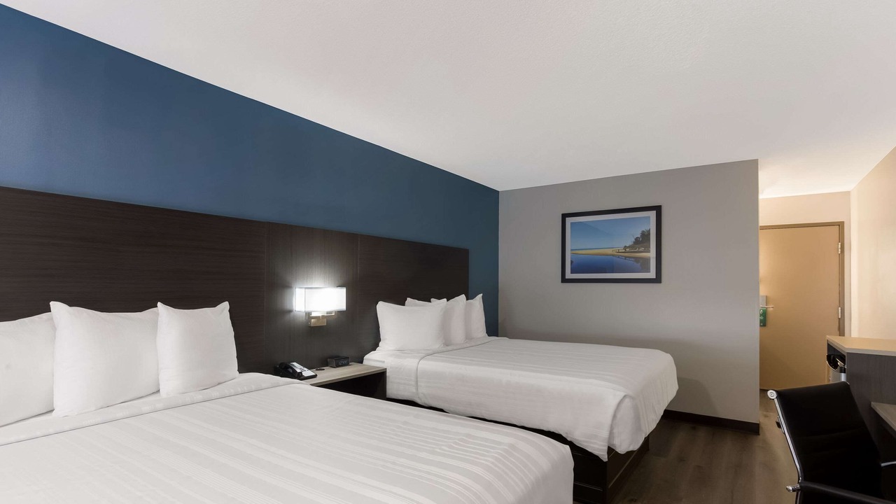 Photo of Bedroom in Roseland