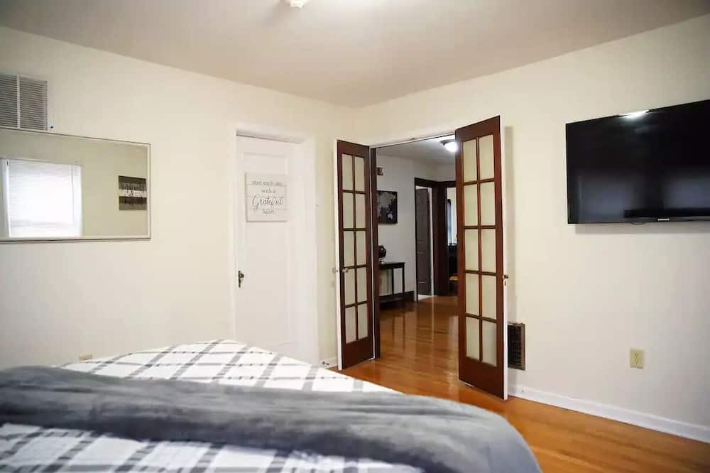 Photo of Bedroom in Southside