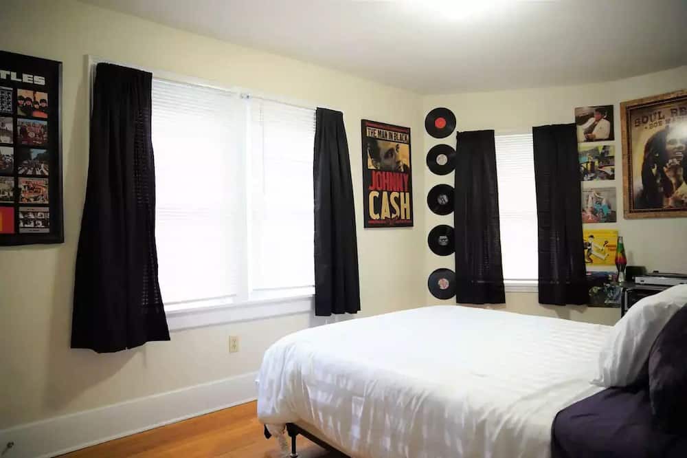 Photo of Bedroom in Southside