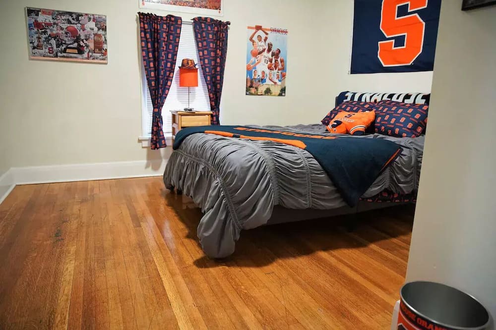 Photo of Bedroom in Southside