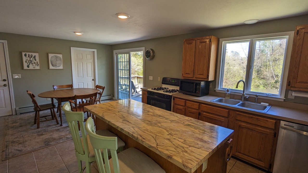 Photo of Livingroom in West Barnstable