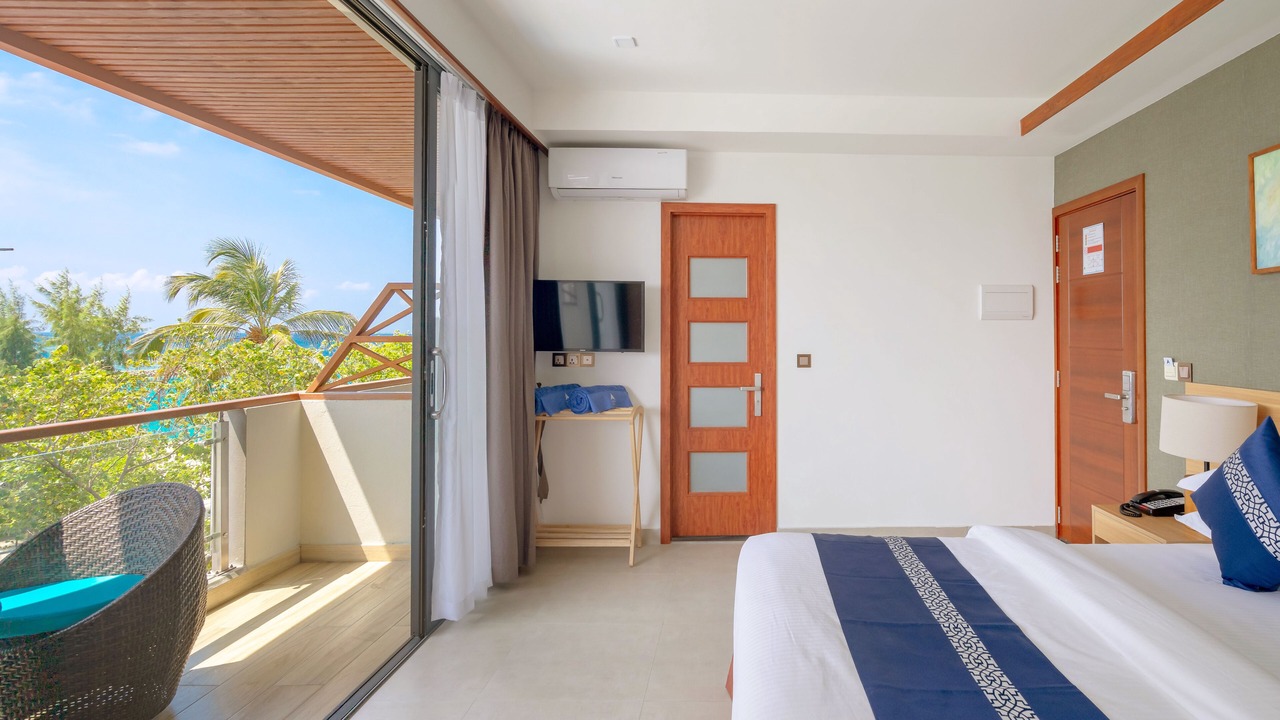Photo of Bedroom in Cocoa Island
