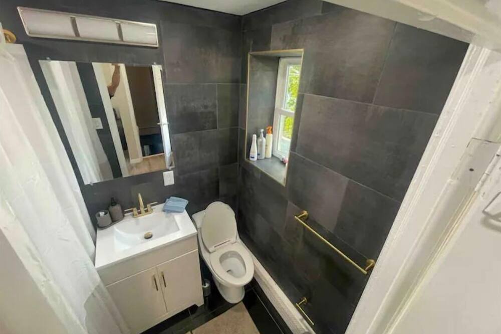 Photo of Bathroom in Bethpage