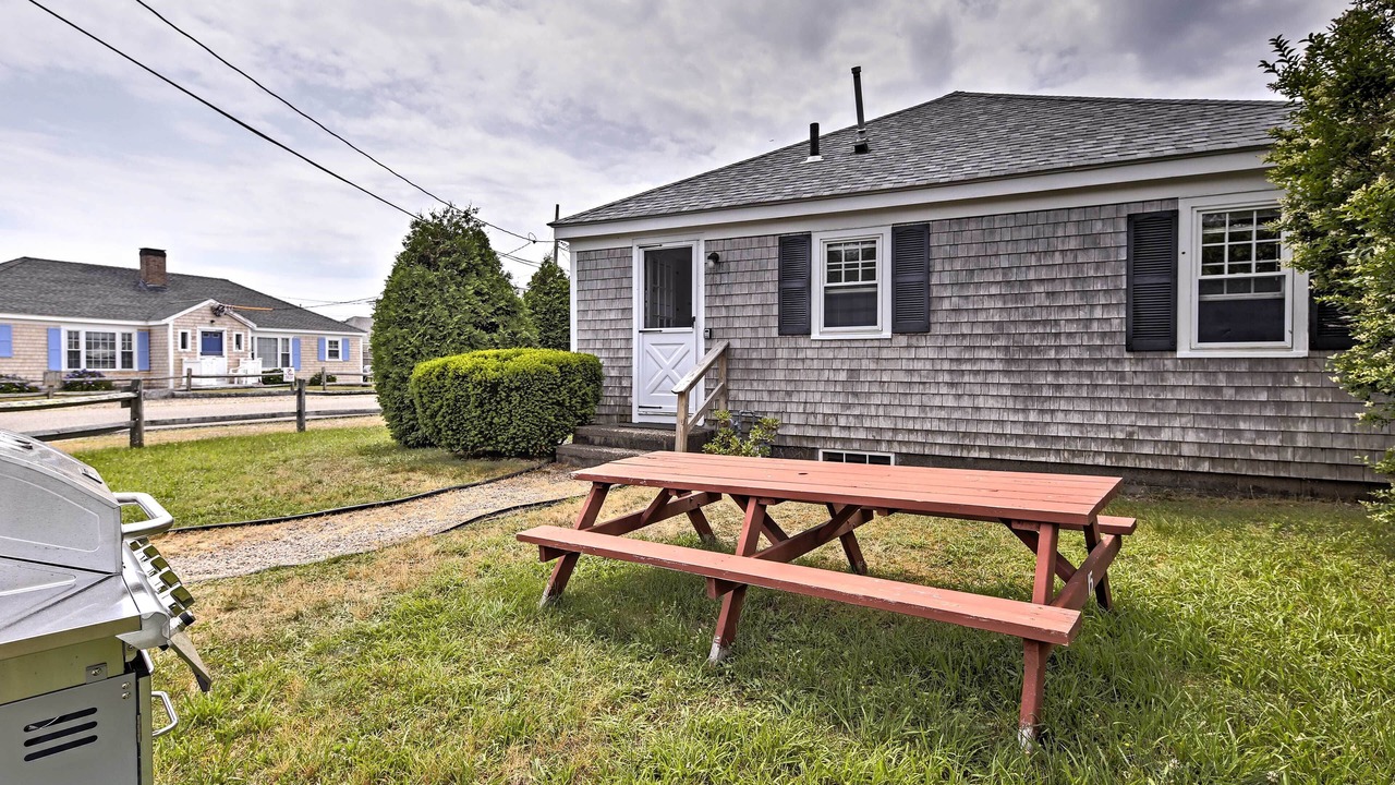 Photo of Others in West Hyannisport