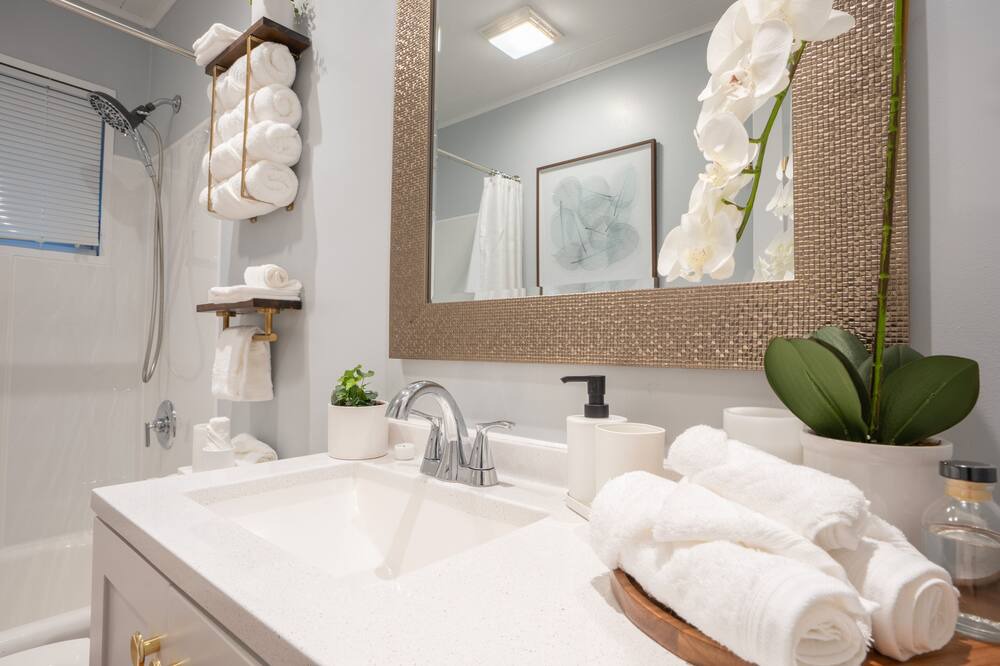 Photo of Bathroom in Saint Marys  Allen County