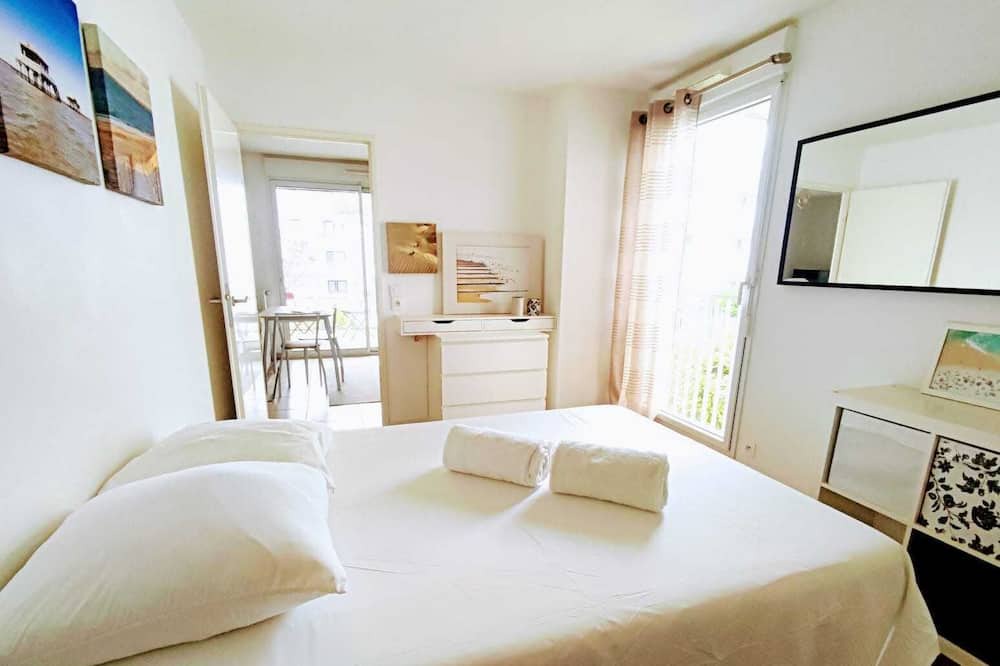 Photo of Bedroom in Bassins a Flot