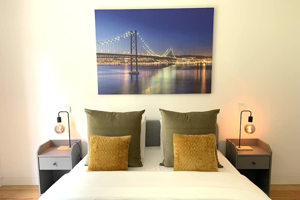 Photo of Bedroom in Linda-a-Velha