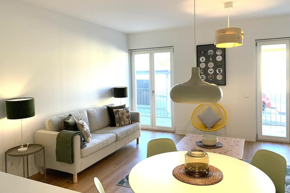 Photo of Livingroom in Linda-a-Velha