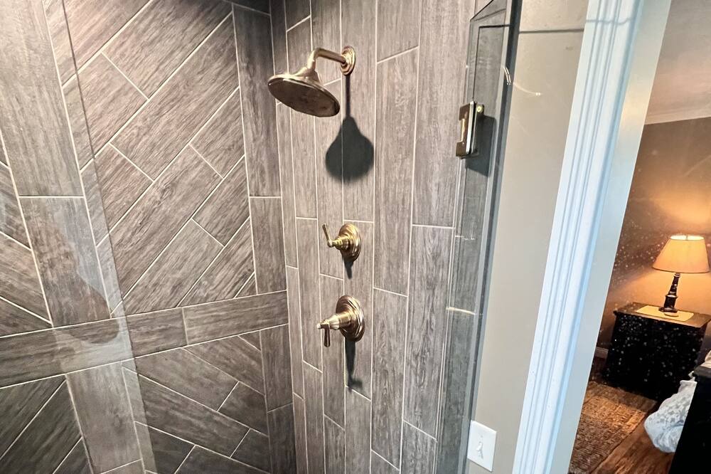Photo of Bathroom in Linton