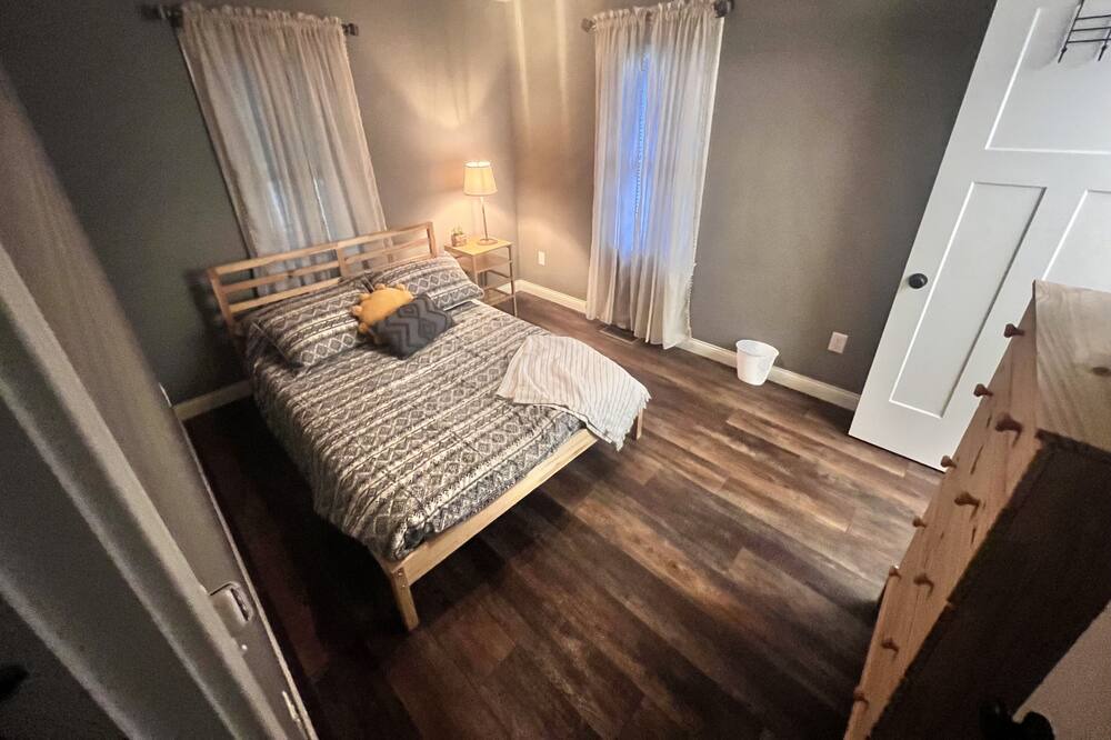 Photo of Bedroom in Linton