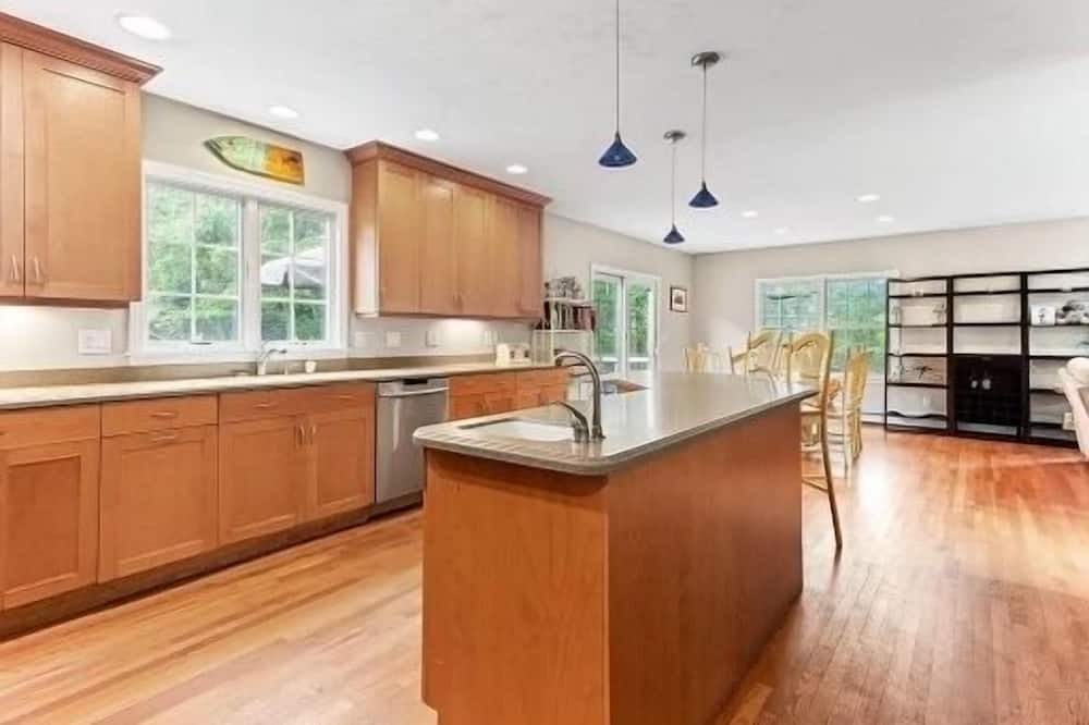 Photo of Kitchen in East Falmouth