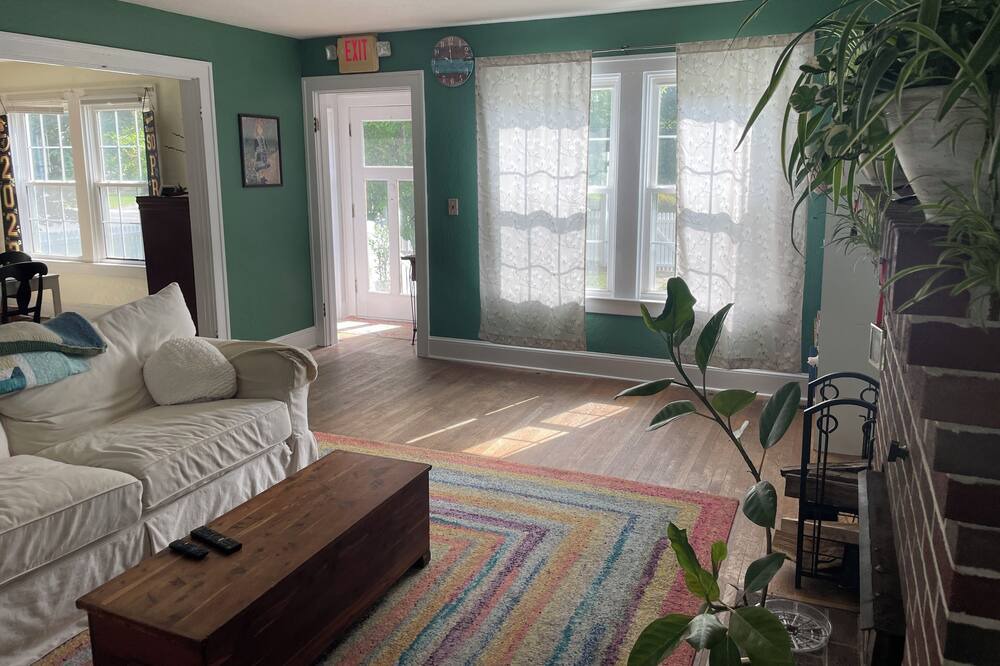 Photo of Livingroom in Kilmarnock