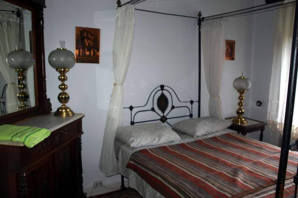 Photo of Bedroom in Makrynitsa